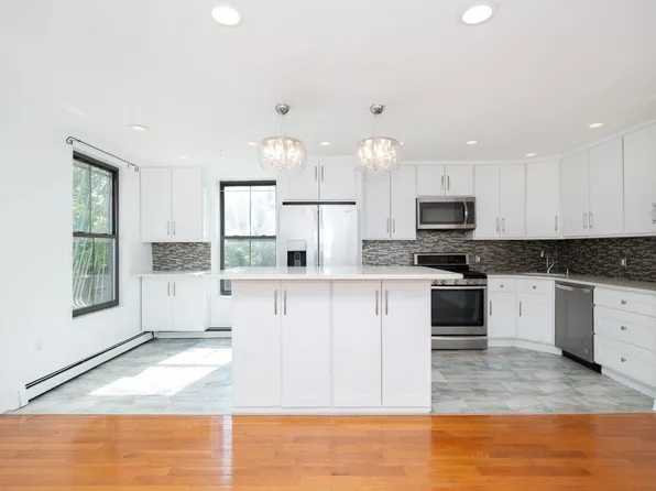 91 Hull Street image 1 of 15