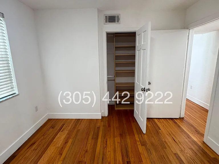 15 Sidonia Ave #4 — Photo 24