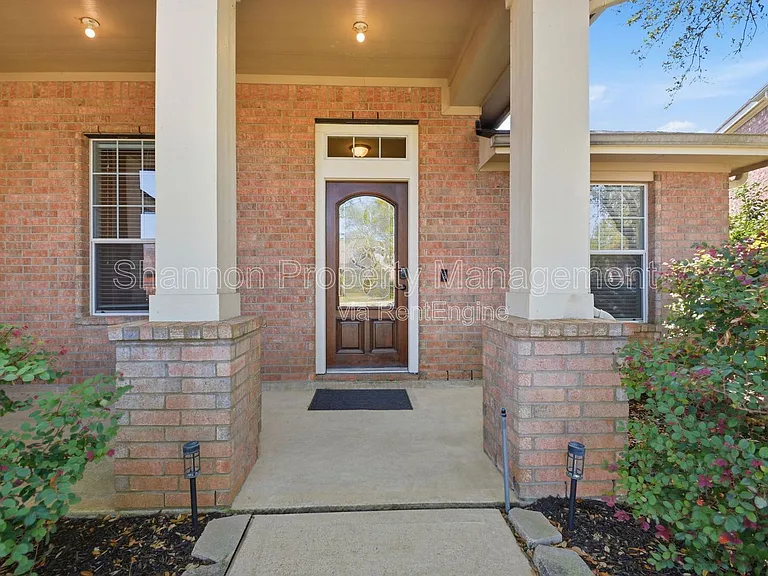 7018 Chapel Meadow Ln — Photo 3