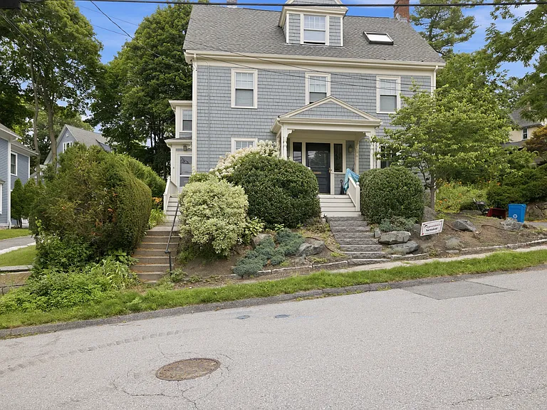 8 Mason St #8 — Photo 2