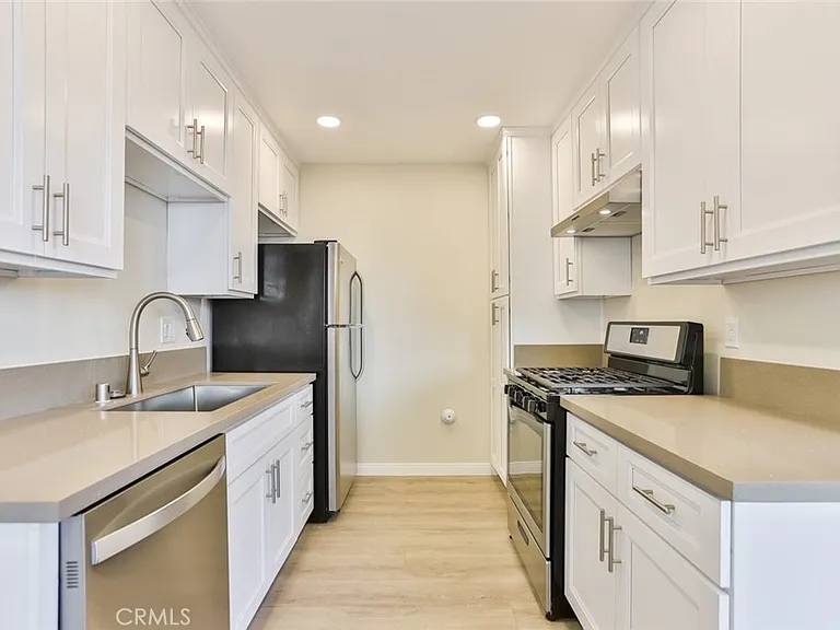 2963 Elgin Dr #C — Photo 11