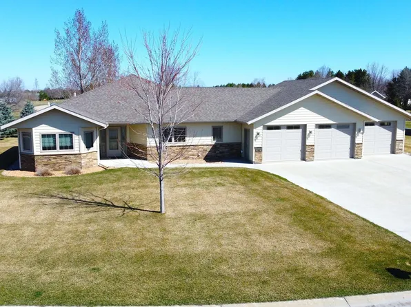 708 14th St NW, Perham, MN 56573