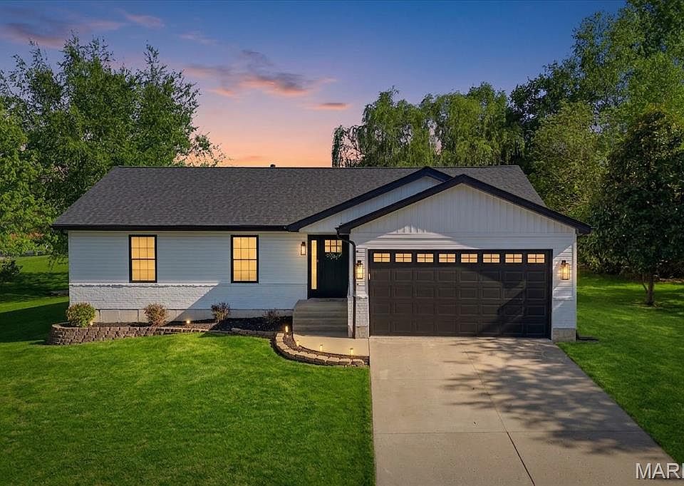 1st image of 435 Highland Peak Ct