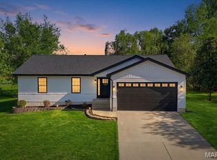 435 Highland Peak Ct, O'Fallon, IL 62269
