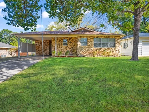 515 E Day St, Denison, TX 75021
