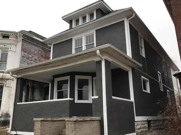 825 N 6th St, Quincy, IL 62301