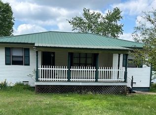 1400 Murray Kittrell Rd, Readyville, TN 37149