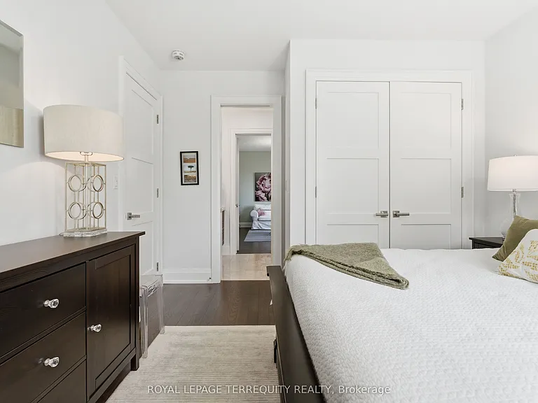 130 Edgecroft Rd — Photo 28