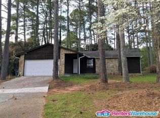 9065 Greenwood Dr, Jonesboro, GA 30238