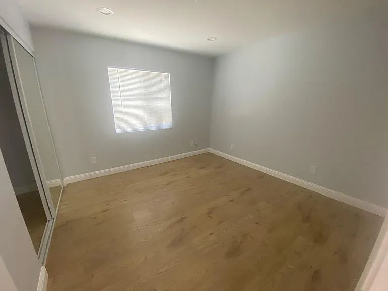 17506 Martha St — Photo 14