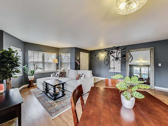 3rd image of 1101 N Crosby St #A