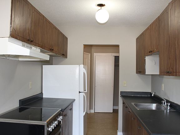 5th image of 40 Froom Cres