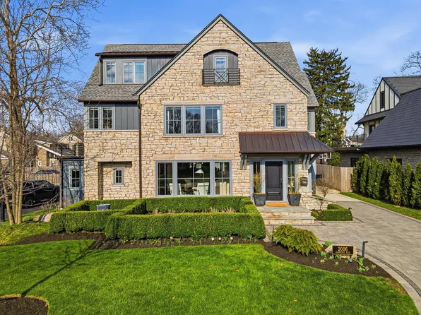 2006 Cambridge Blvd, Columbus, OH 43221