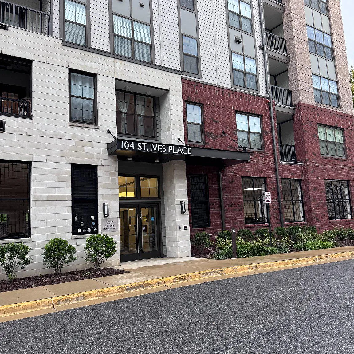 2 bed, 1.0 bath, 1150 sqft, $3,250 — Photo 1