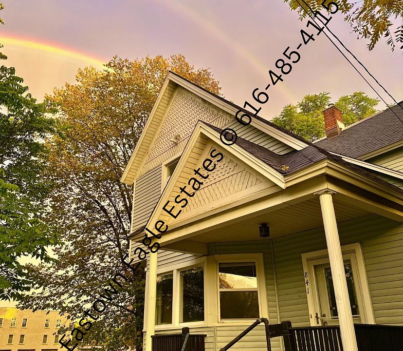 1st image of 841 Wealthy St SE