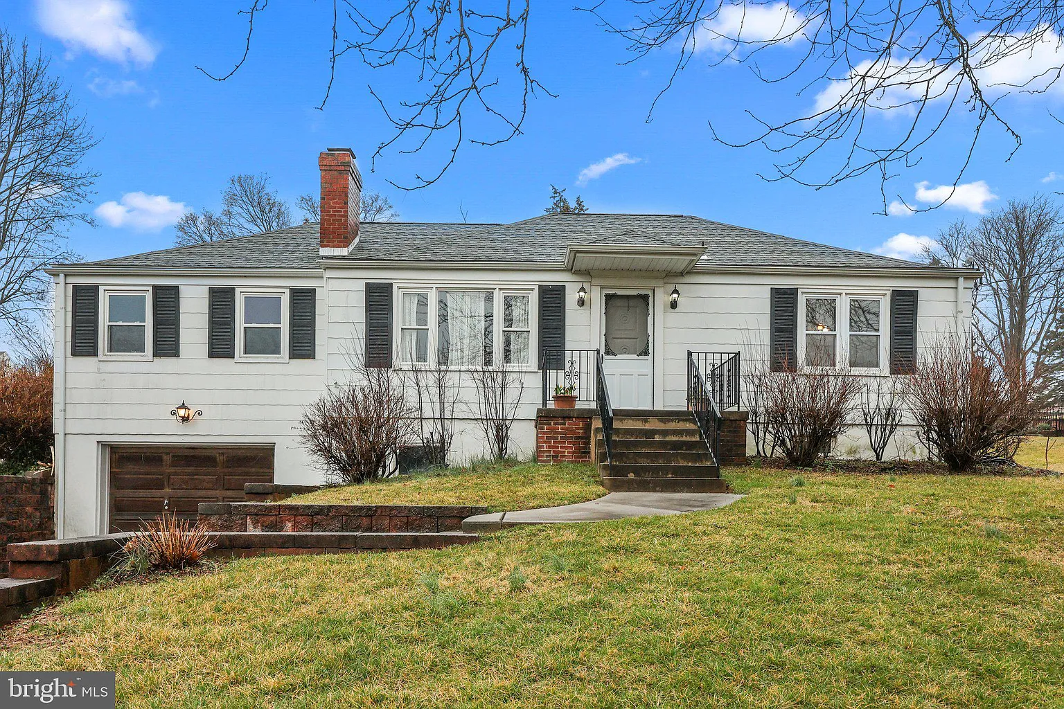 4924 Hillside Ave photo 1