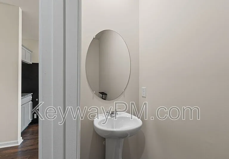 3262 Carmine Ave — Photo 10