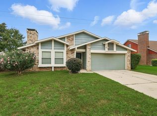 3217 Redwood St, Bedford, TX 76021