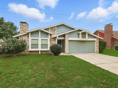 3217 Redwood St, Bedford, TX, 76021