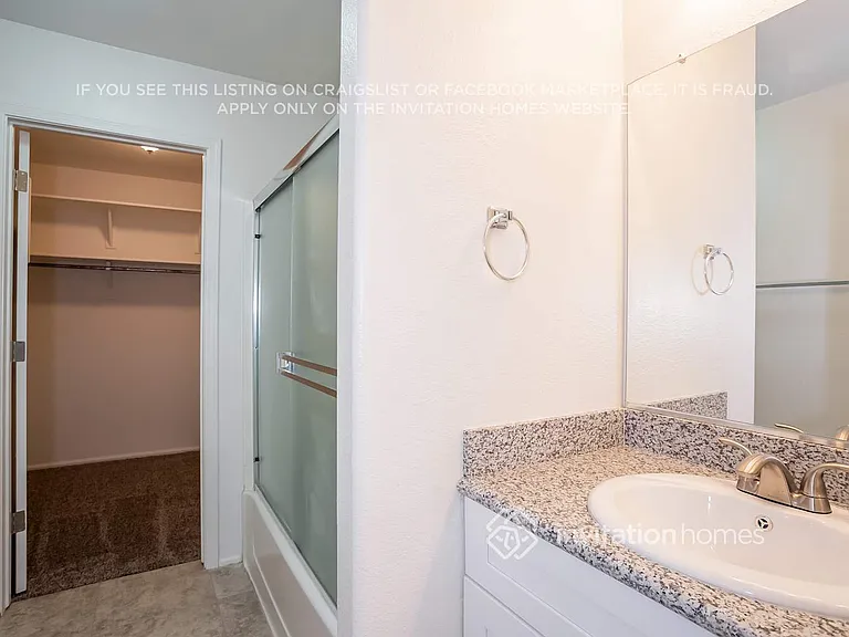 447 W Corriente Ct — Photo 13