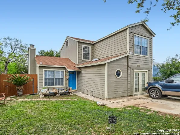 9218 ECHO PORT DR, San Antonio, TX 78242