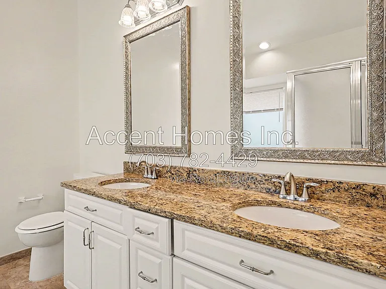 21217 Millwood Sq — Photo 17