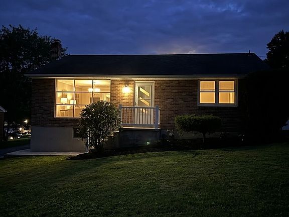 2nd image of 755 York St