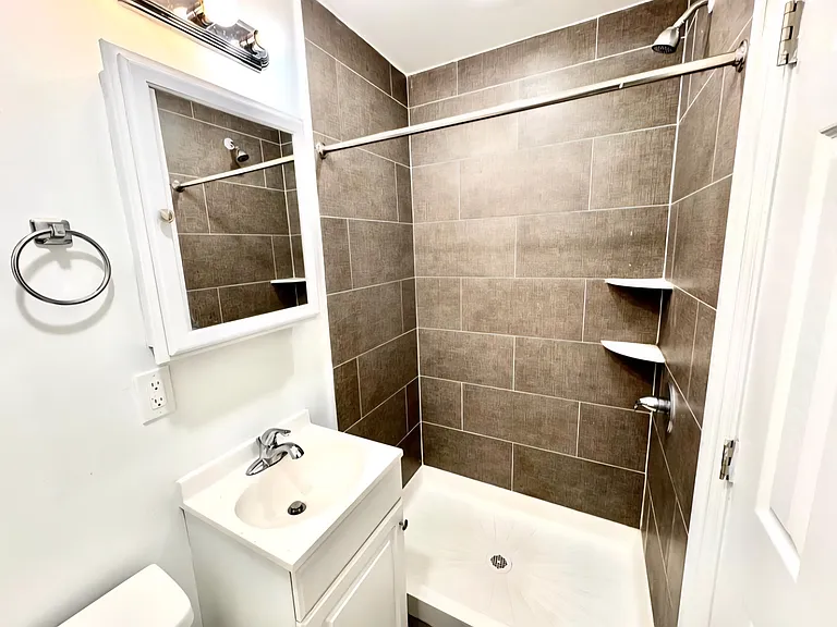 2255 N Broad St #3B-4C — Photo 13