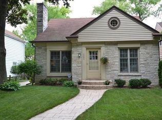 4857 N Sheffield Ave, Whitefish Bay, WI 53217