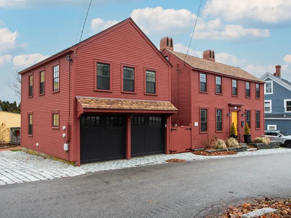 11 Meeting House Hill Road, Portsmouth, NH 03801