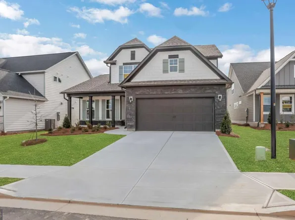 203 Coffee Ln, Hoschton, GA 30548