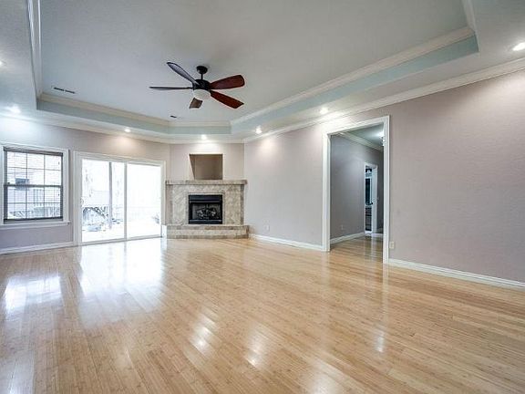 4th image of Allendale Dr