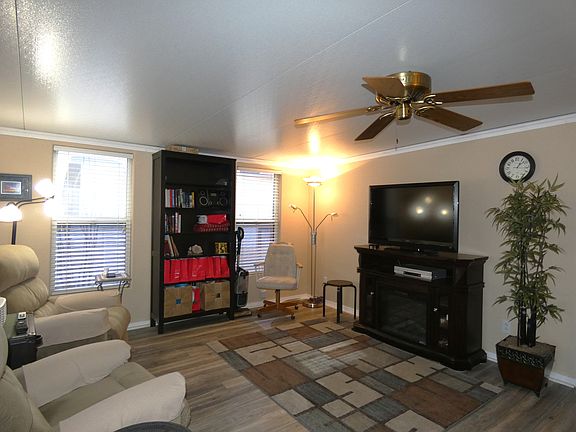 2nd image of 1110 N Henness Rd #936