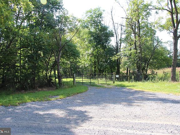 3rd image of Off Mount Olive Rd