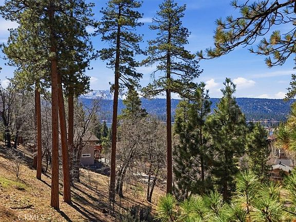 3rd image of 1146 Ridge Rd