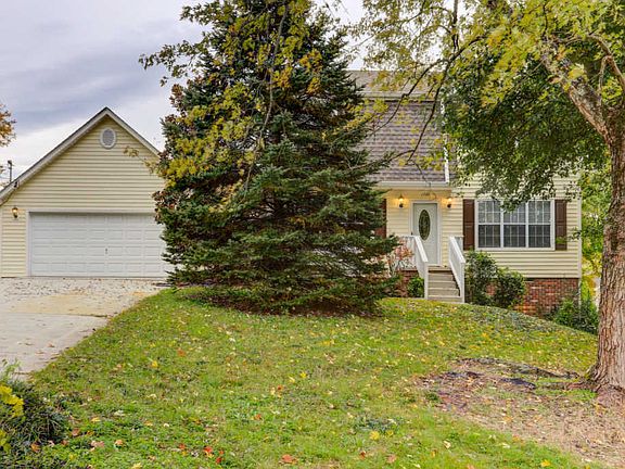 2nd image of 1736 Dunraven Dr