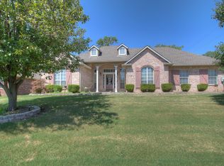 308 Woodview Ln, Sapulpa, OK 74066