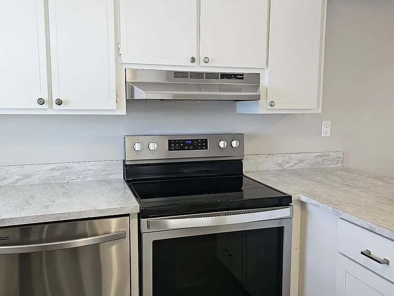 190 E Olmstead Dr #M1 — Photo 10