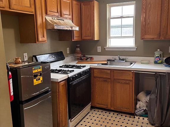 4th image of 510 Cypress Ln