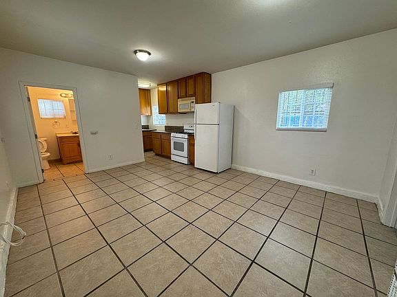 2nd image of 3838 Superior St