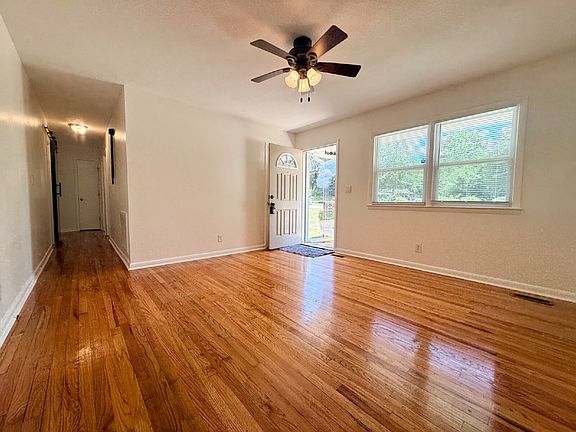 3rd image of 815 McNeil St