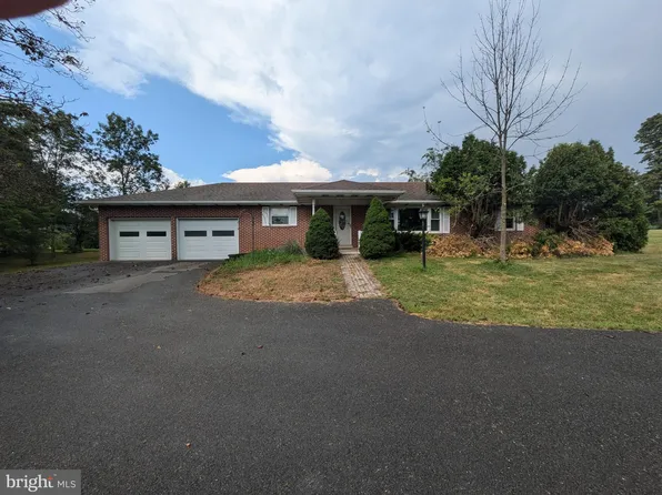 467 Montour Rd, Landisburg, PA 17040
