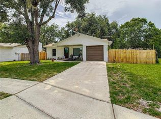 1413 Eastwood Dr, Lutz, FL 33549