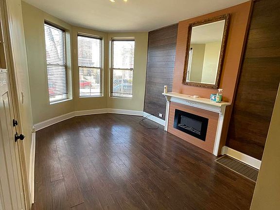 4th image of 6835 S Calumet Ave