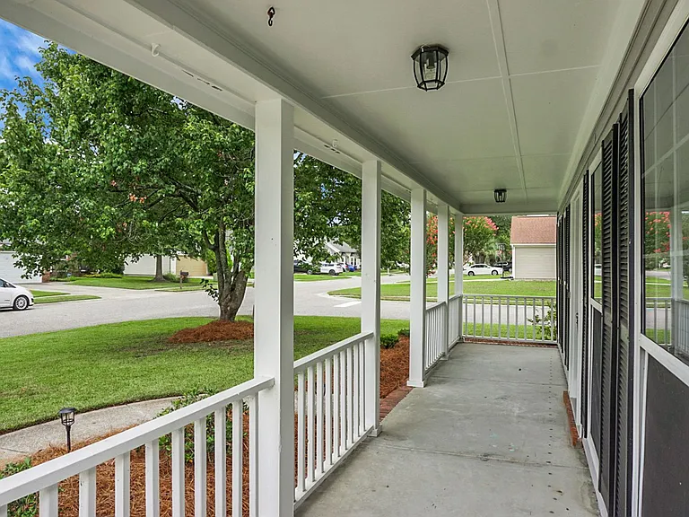 3274 Middleburry Ln — Photo 6