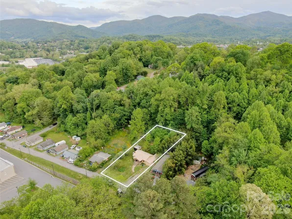 205 Frazier St, Waynesville, NC 28786