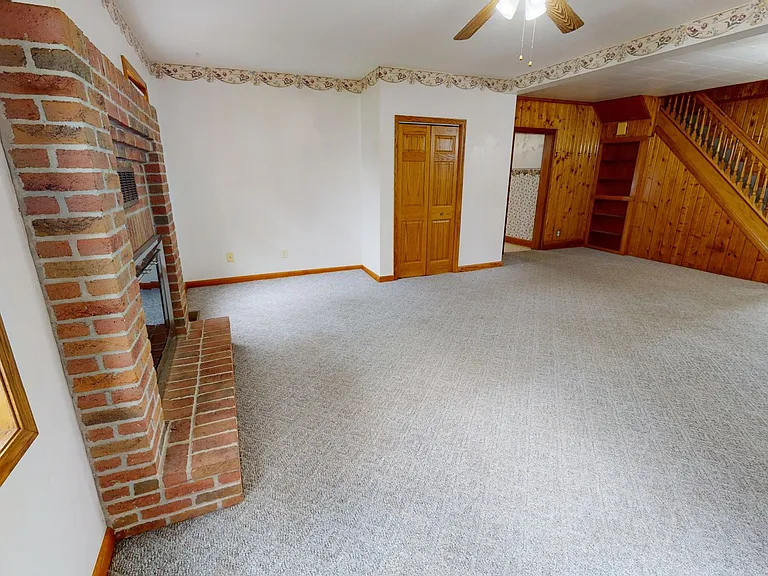 7635 State Route 13 N — Photo 5