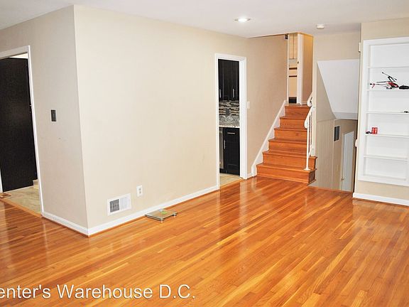 5th image of 7801 Royston St