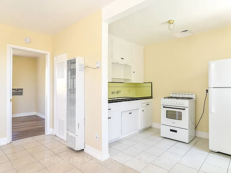 7541 High St — Photo 4