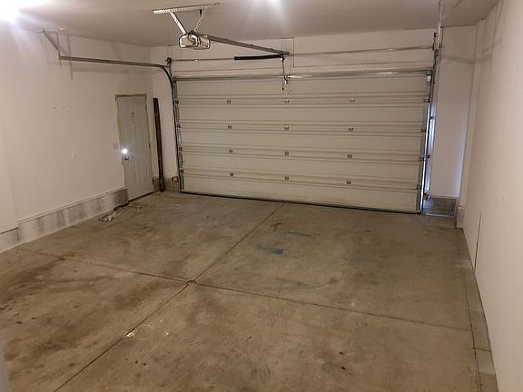19004 2 car Garage + opener